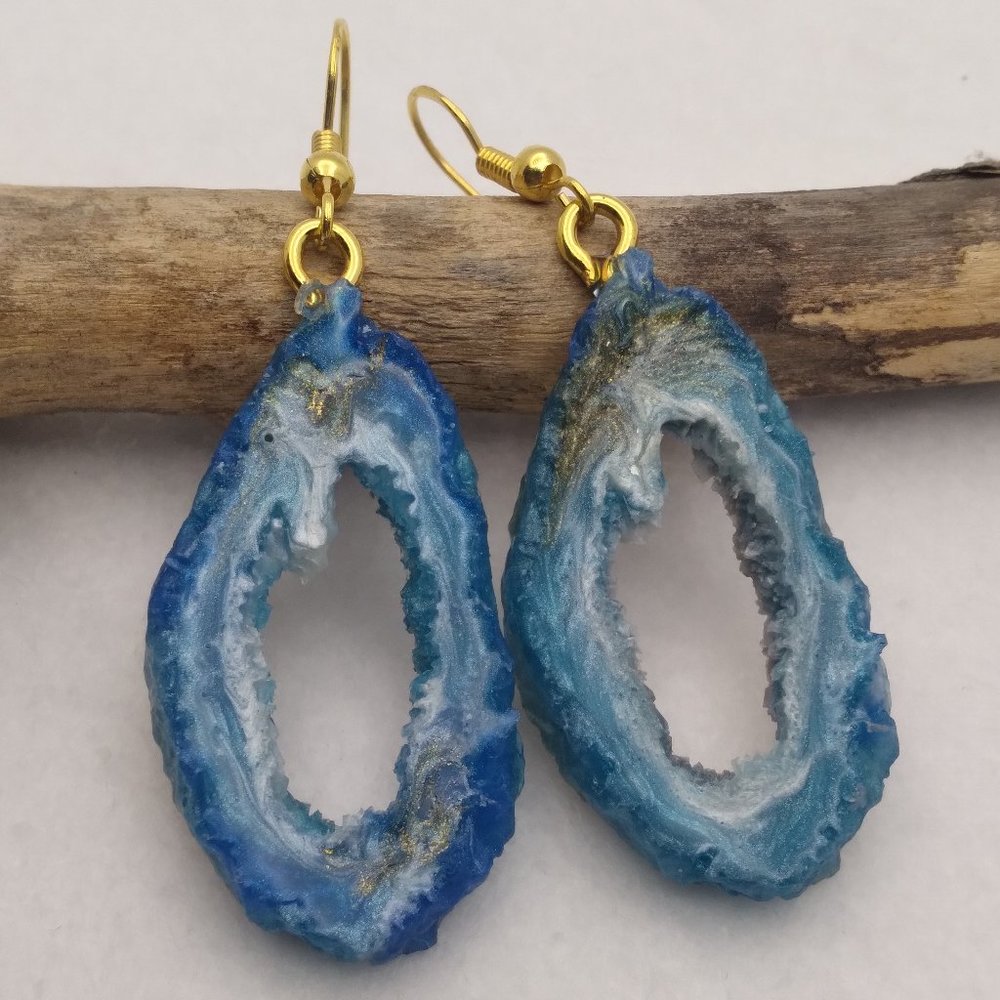 New! Agate Geode Resin Earrings- Beautiful and Lightweight!